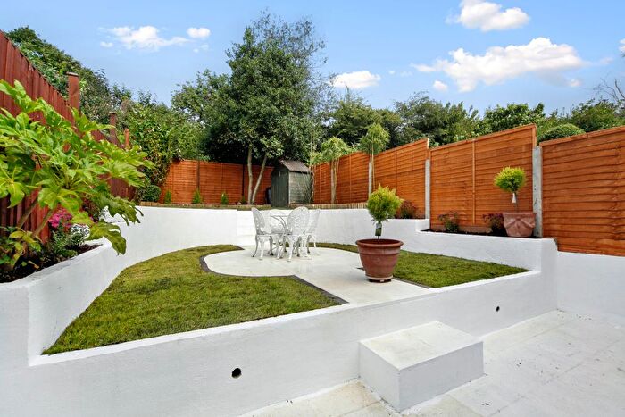 4 Bedroom Detached House To Rent In Savona Close, Wimbledon, SW19