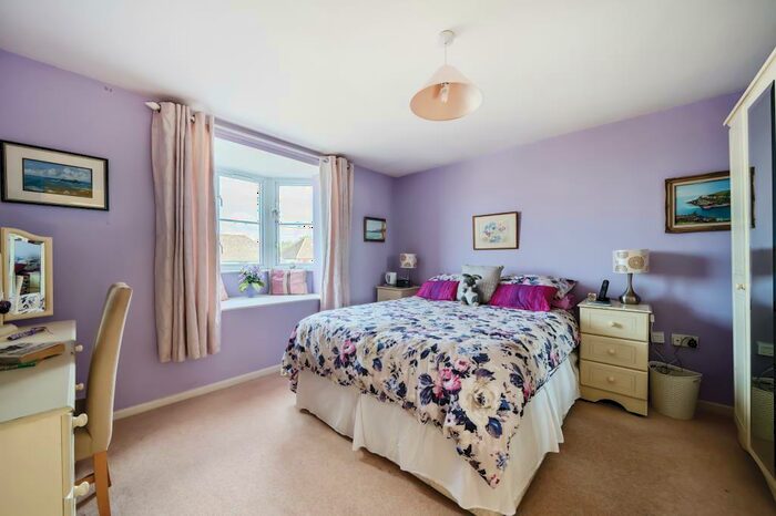2 Bedroom Detached House For Sale In Botley, Oxford, OX2