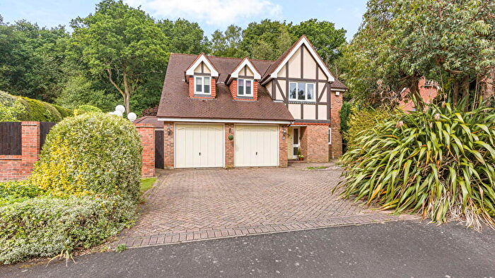 5 Bedroom Detached House For Sale In Tudor Hill, Sutton Coldfield, B73