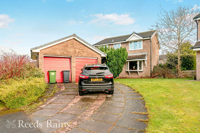 4 Bedroom Detached House For Sale In Reedfield, Burnley, Lancashire, BB10