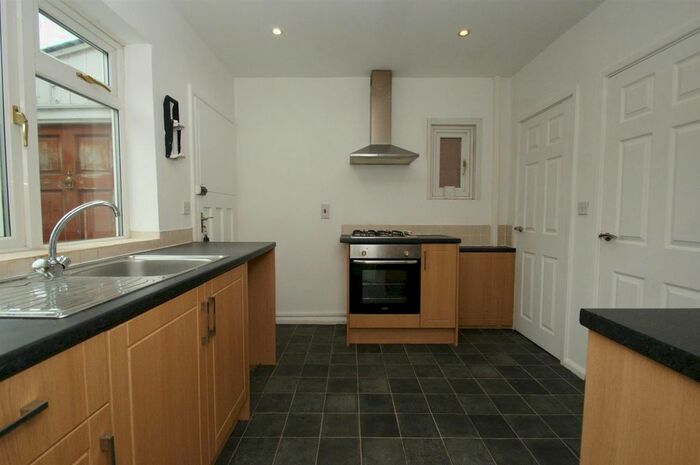 2 Bedroom End Of Terrace House To Rent In Victory Road, Beeston, Nottingham, NG9