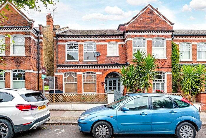 1 Bedroom Flat To Rent In Dalebury Road, London, SW17