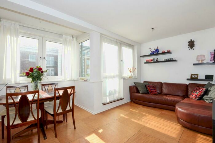 2 Bedroom Flat To Rent In Harewood Avenue, Marylebone, London, NW1