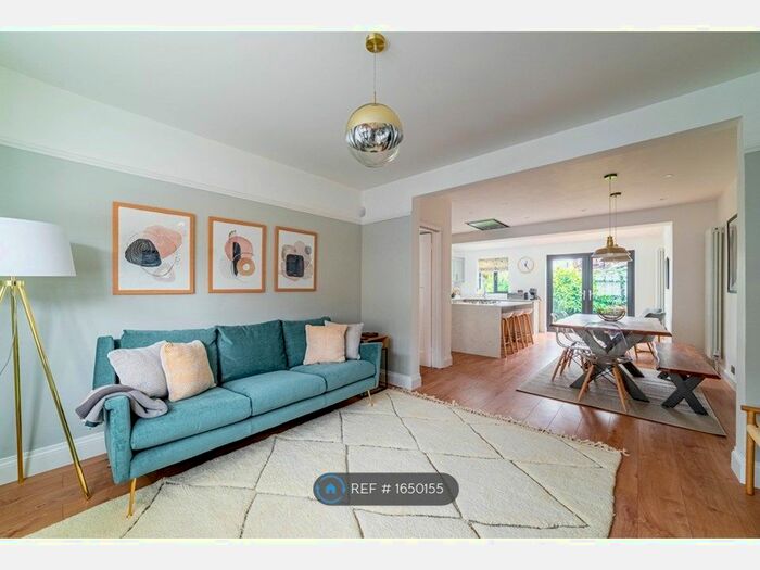 3 Bedroom Semi-Detached House To Rent In Stanmore Road, Watford, WD24