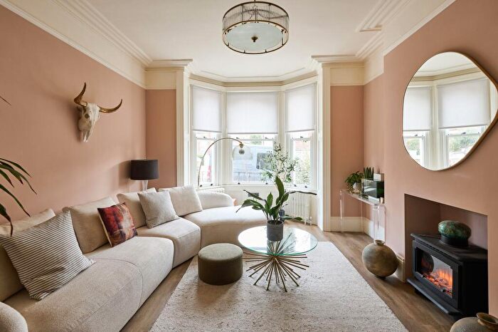 5 Bedroom Semi-Detached House For Sale In Ellington Road, Ramsgate, CT11