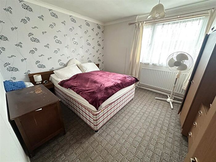 3 Bedroom Terraced House For Sale In Chepstow Avenue, Sale, M33