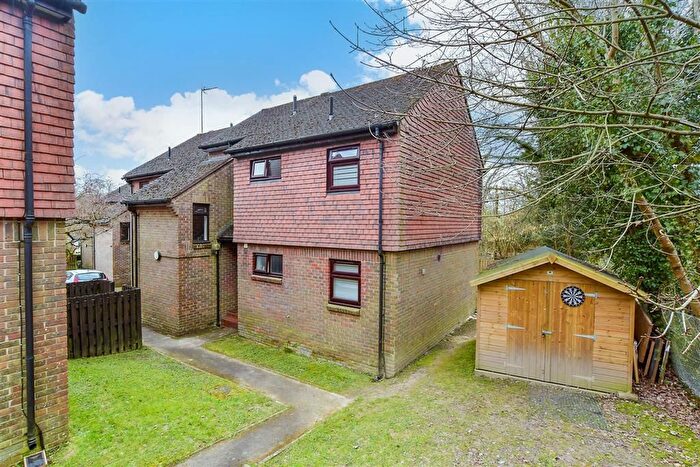 1 Bedroom Flat For Sale In Gorringes Brook, Horsham, West Sussex, RH12