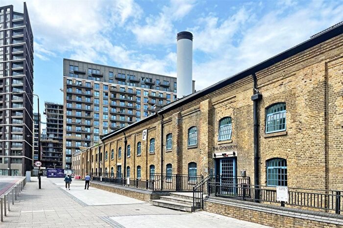2 Bedroom Flat To Rent In The Grainstore, Western Gateway, London, E16