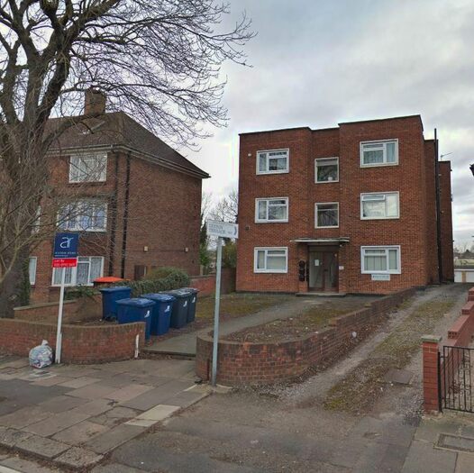 2 Bedroom Flat To Rent In Lynton Terrace, London W3