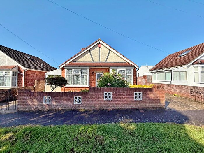3 Bedroom Detached Bungalow For Sale In Lealand Road, Drayton, PO6