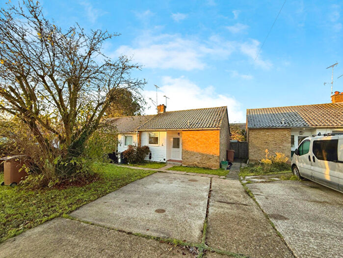 1 Bedroom Bungalow To Rent In Salforal Close, Chelmsford, CM3