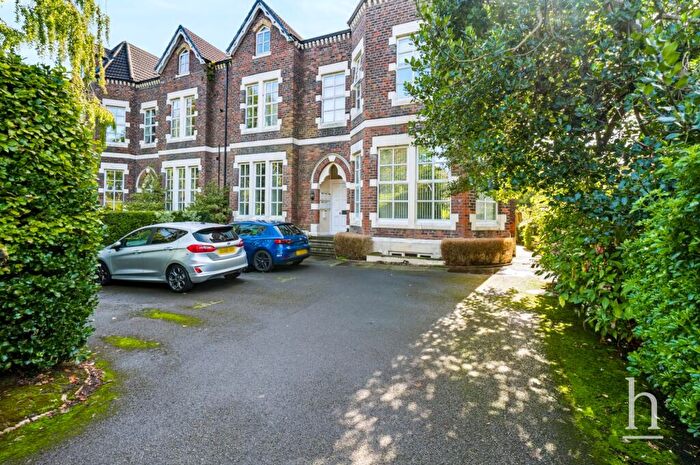 2 Bedroom Flat For Sale In The Old Schoolhouse, - Beresford Road, CH43