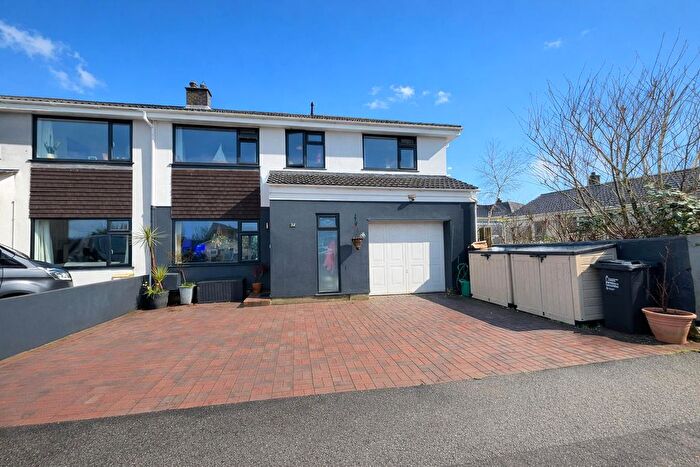 5 Bedroom Semi Detached House For Sale In Manor Way, Helston, TR13