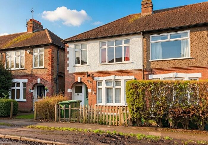 2 Bedroom Flat For Sale In A Penton Avenue, Staines-Upon-Thames, Middlesex, TW18