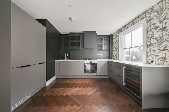 4 Bedroom Maisonette For Sale In Allitsen Road, St John's Wood, London, NW8