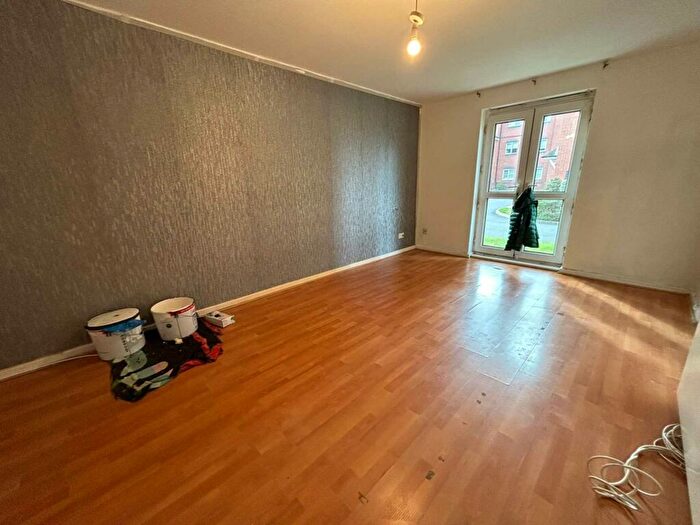 2 Bedroom Apartment To Rent In Armstrong Quay, Liverpool, L3