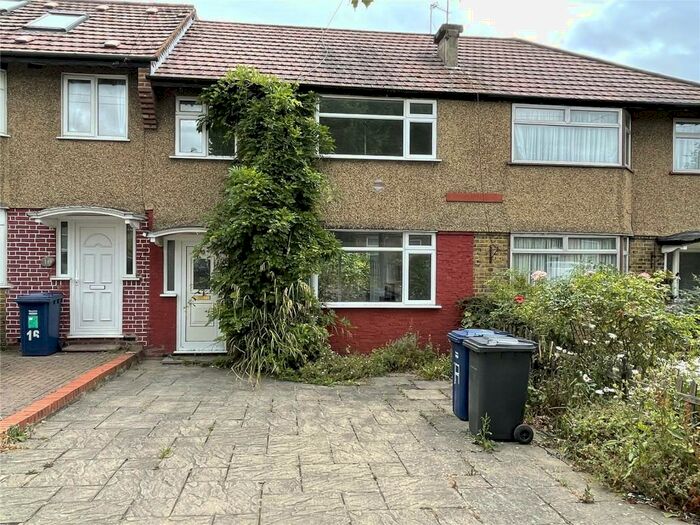 3 Bedroom Terraced House To Rent In Barnet Lane, Barnet, Hertfordshire, EN5