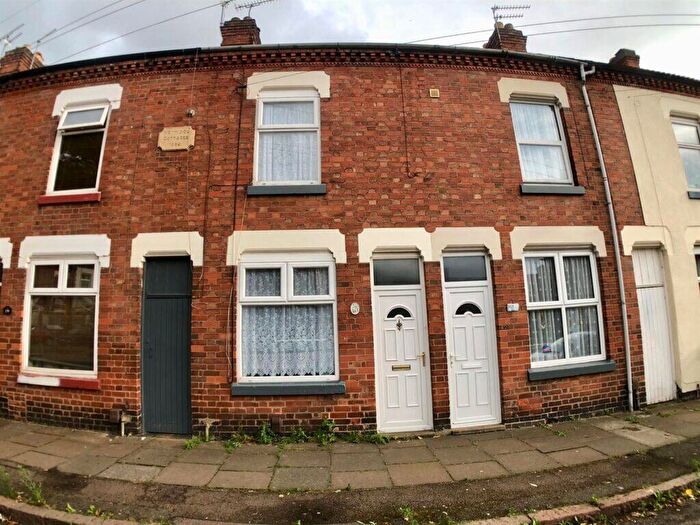 3 Bedroom Terraced House To Rent In Avenue Road Extension, Leicester, LE2