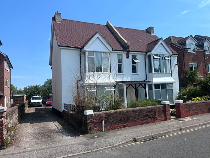 3 Bedroom Semi-Detached House To Rent In Whitley Road, Eastbourne, BN22