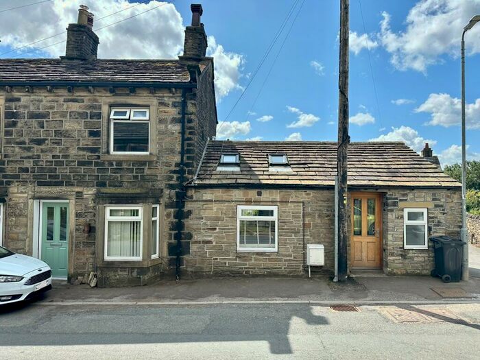 3 Bedroom End Of Terrace House To Rent In Towngate, Midgley, HX2