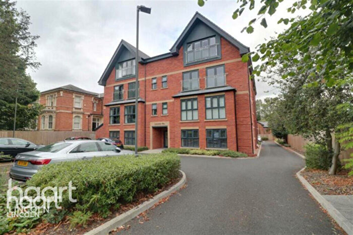 2 Bedroom Penthouse To Rent In South Park, Lincoln, LN5