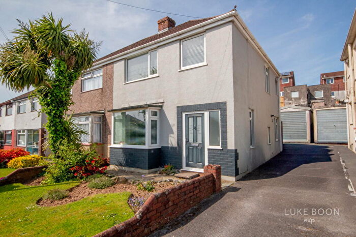 3 Bedroom Semi Detached House For Sale In Woodford Avenue, Plympton, PL7