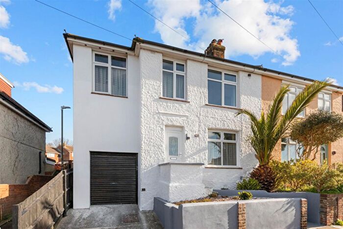 4 Bedroom Semi-Detached House For Sale In Hollingbury Rise, Brighton, BN1
