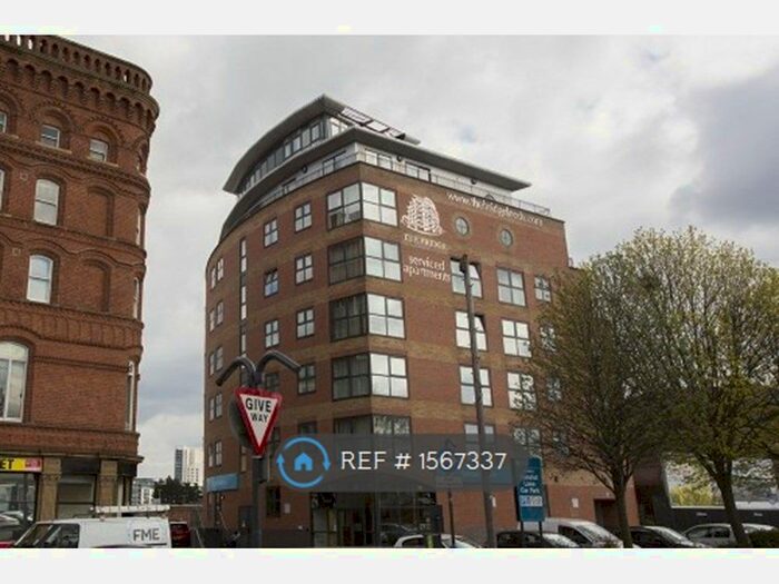 3 Bedroom Flat To Rent In Waterloo Street, Leeds, LS10