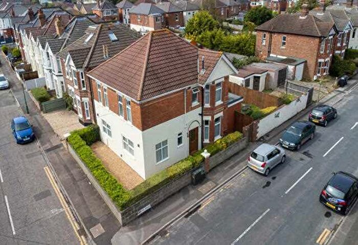 6 Bedroom Detached House To Rent In Garth Road, Winton, Bournemouth, BH9