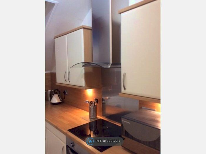 2 Bedroom Flat To Rent In Princes Street, Inverurie, AB51