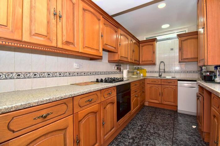 4 Bedroom Semi-Detached House To Rent In Bassingham Road, Wembley, Middlesex, HA0