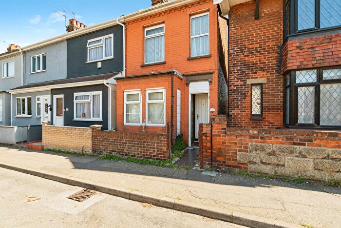2 Bedroom Terraced House For Sale In Church Road, Gorleston, Great Yarmouth, NR31