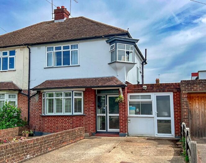 3 Bedroom Semi-Detached House For Sale In Windsor Avenue, West Molesey, Surrey, KT8