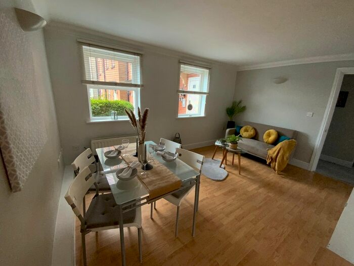 2 Bedroom Flat To Rent In Godwin Court, Old Town, Swindon, SN1