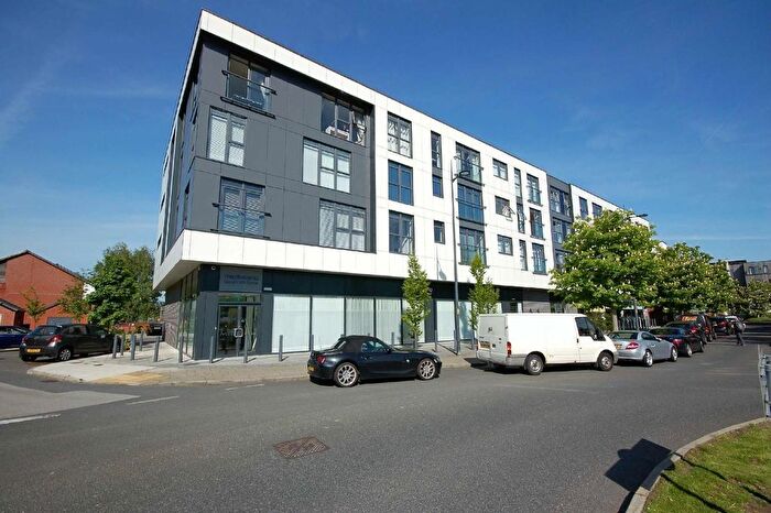2 Bedroom Flat For Sale In The Boulevard, West Didsbury, M20