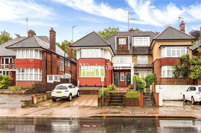 1 Bedroom Apartment To Rent In Finchley Road, London, NW11