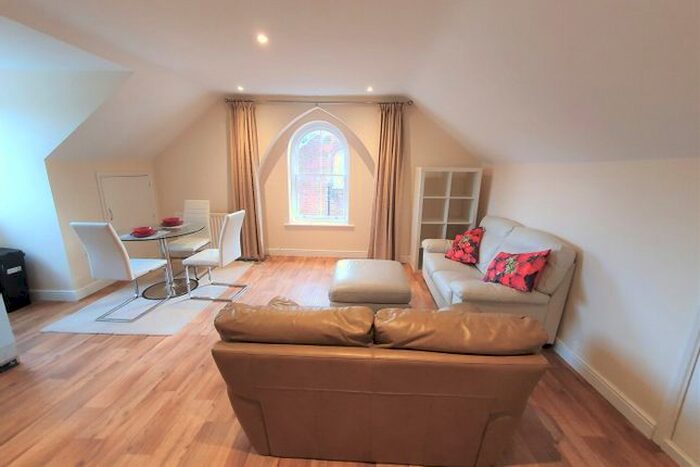 1 Bedroom Flat To Rent In Ethelbert Road, Canterbury, CT1