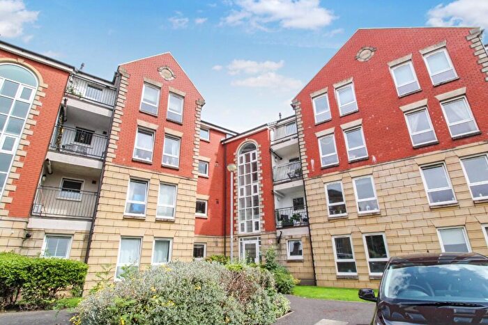 2 Bedroom Flat To Rent In Greenhead Street, Glasgow, G40