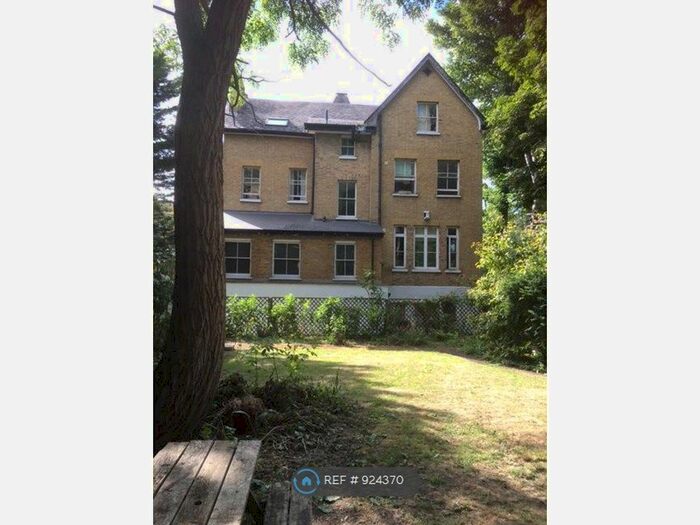 2 Bedroom Flat To Rent In Wickham Road, London, SE4