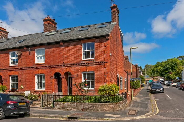 3 Bedroom End Of Terrace House To Rent In St. Catherines Road, Winchester SO23