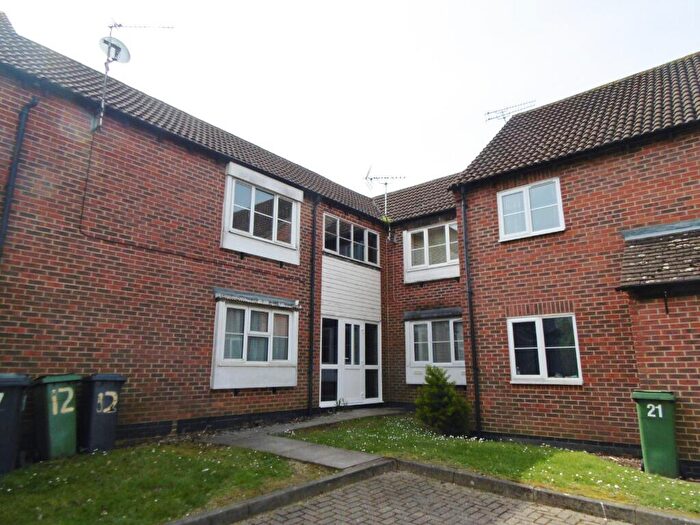 Studio To Rent In Rosehip Way, Lychpit, Basingstoke, RG24