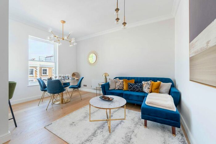 1 Bedroom Flat To Rent In St Stephens Gardens, Bayswater, London, W2