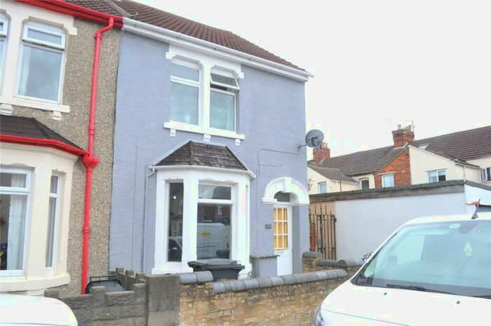 3 Bedroom End Of Terrace House To Rent In Morrison Street, Swindon, Wiltshire, SN2