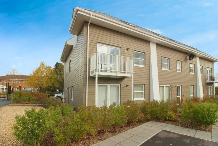 2 Bedroom Flat To Rent In Cedar Park, Granville Way, Sherborne, Dorset, DT9