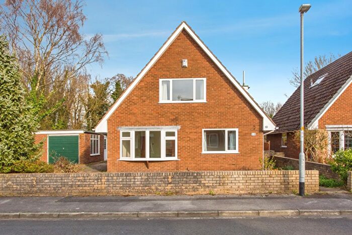 4 Bedroom Detached House For Sale In Brookside Close, Farington Moss, Leyland, Lancashire, PR26