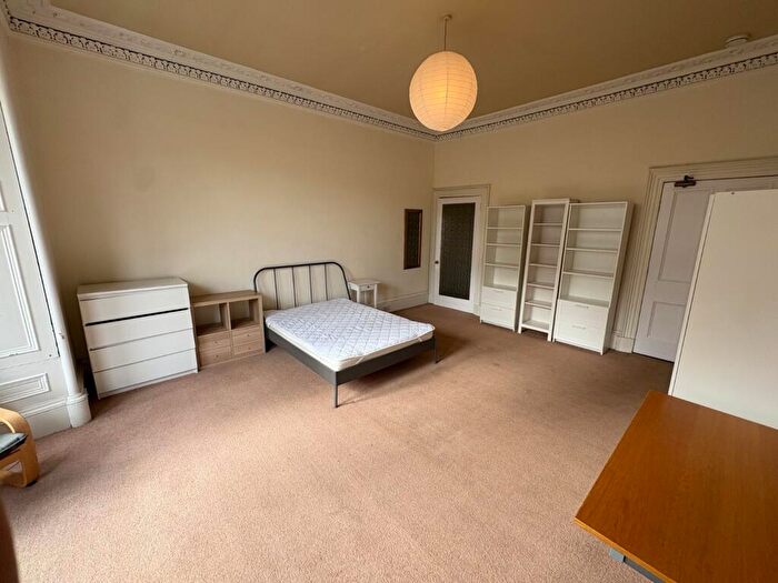 4 Bedroom Flat To Rent In Gillespie Crescent, Edinburgh, EH10