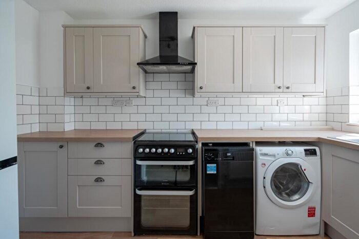 2 Bedroom Terraced House To Rent In Manor Road, Witney, Oxfordshire, OX28
