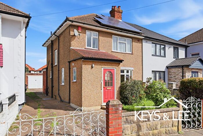 3 Bedroom Semi Detached House For Sale In Walmer Close, Romford, RM7