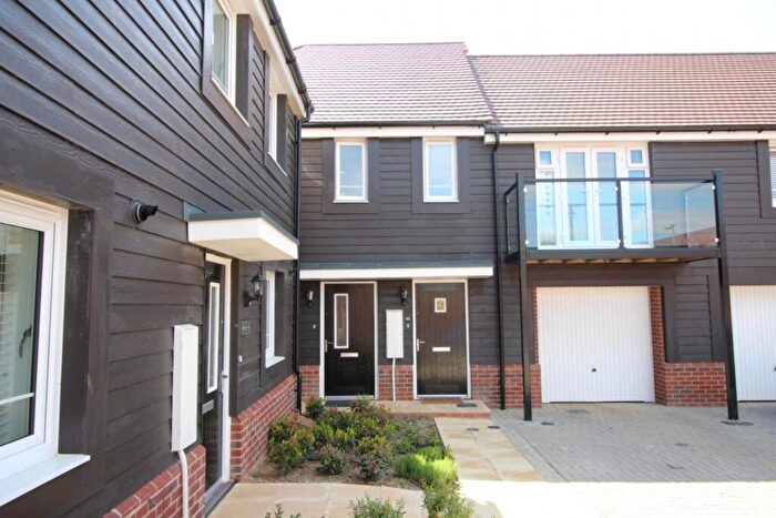 1 Bedroom Maisonette To Rent In Grant Drive, Church Crookham, Fleet, Hampshire, GU52