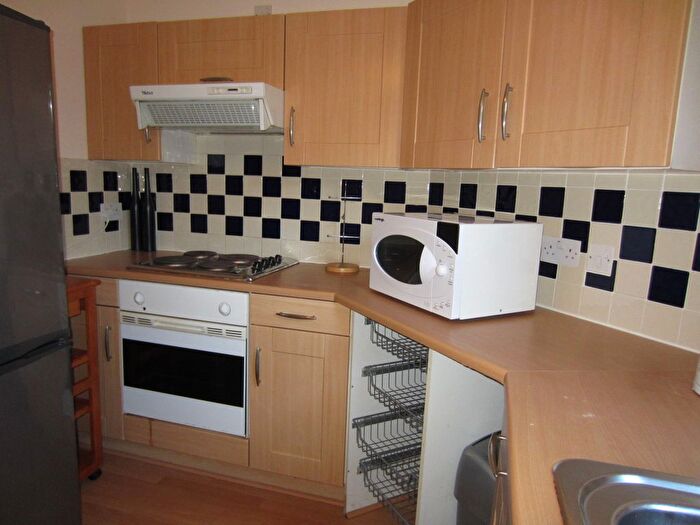 2 Bedroom Flat To Rent In Crown Street, Aberdeen, AB11